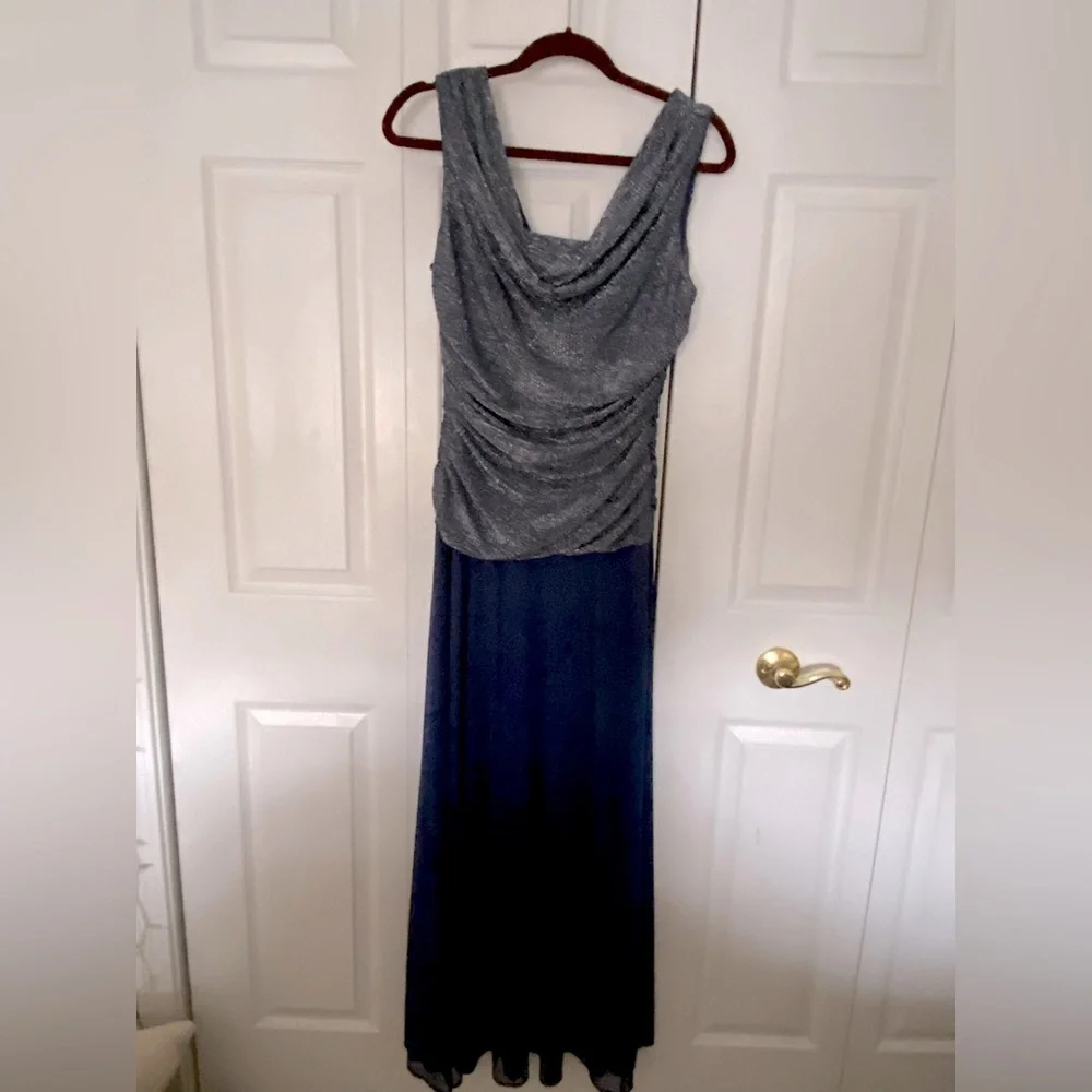 Floor length dress - Picture 1 of 1